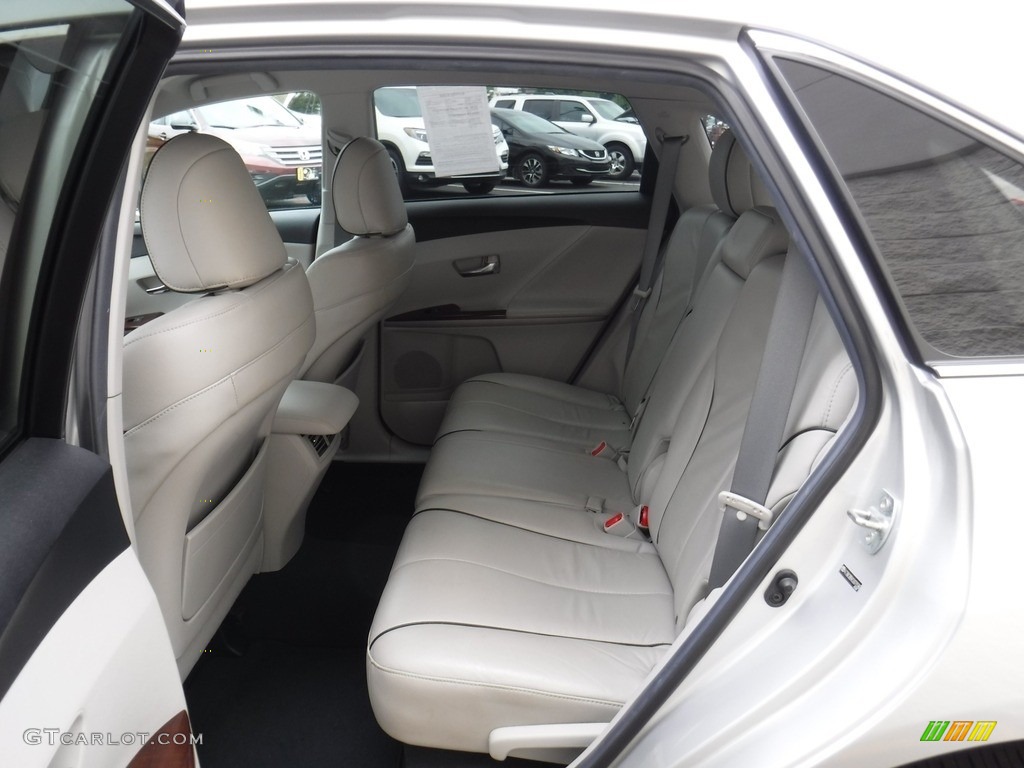 2012 Venza LE AWD - Classic Silver Metallic / Light Gray photo #20