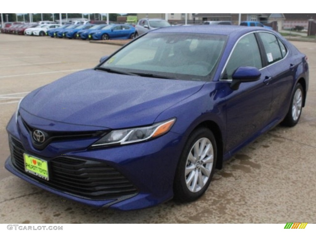 2018 Camry LE - Blue Crush Metallic / Black photo #3