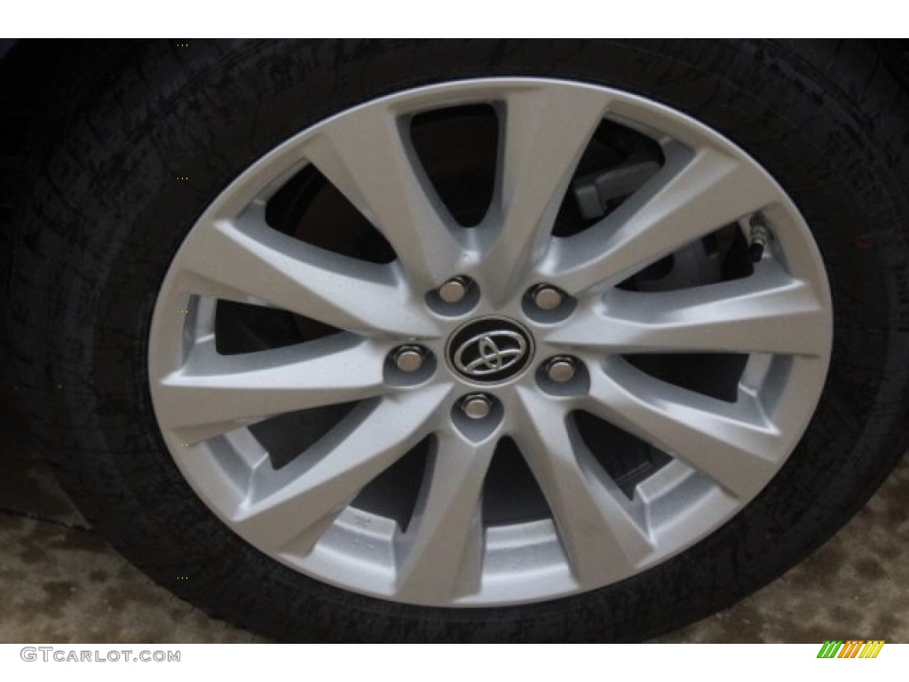 2018 Camry LE - Blue Crush Metallic / Black photo #5