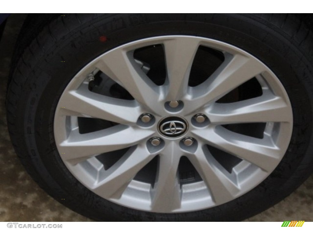 2018 Camry LE - Blue Crush Metallic / Black photo #9