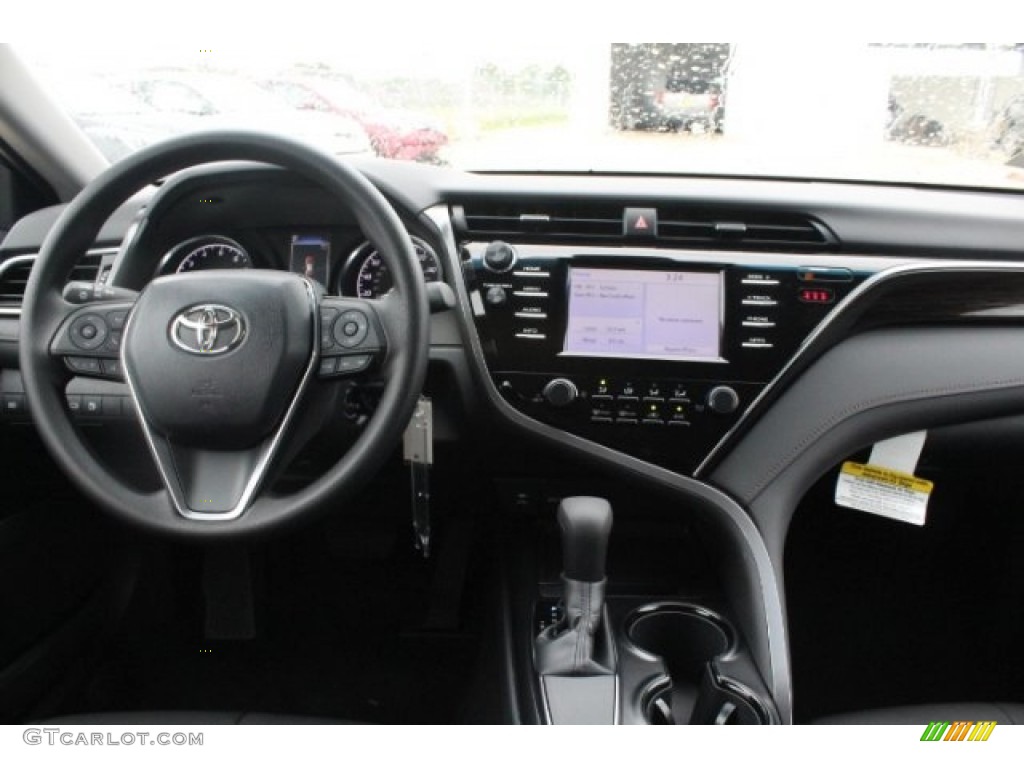 2018 Camry LE - Blue Crush Metallic / Black photo #24