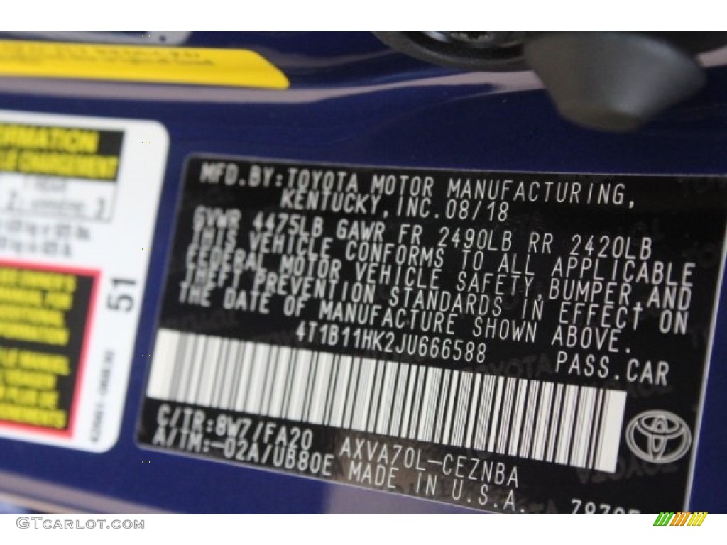 2018 Camry LE - Blue Crush Metallic / Black photo #33