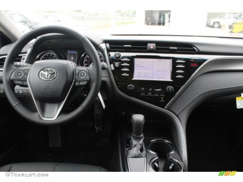 2018 Camry SE - Blue Streak Metallic / Black photo #24