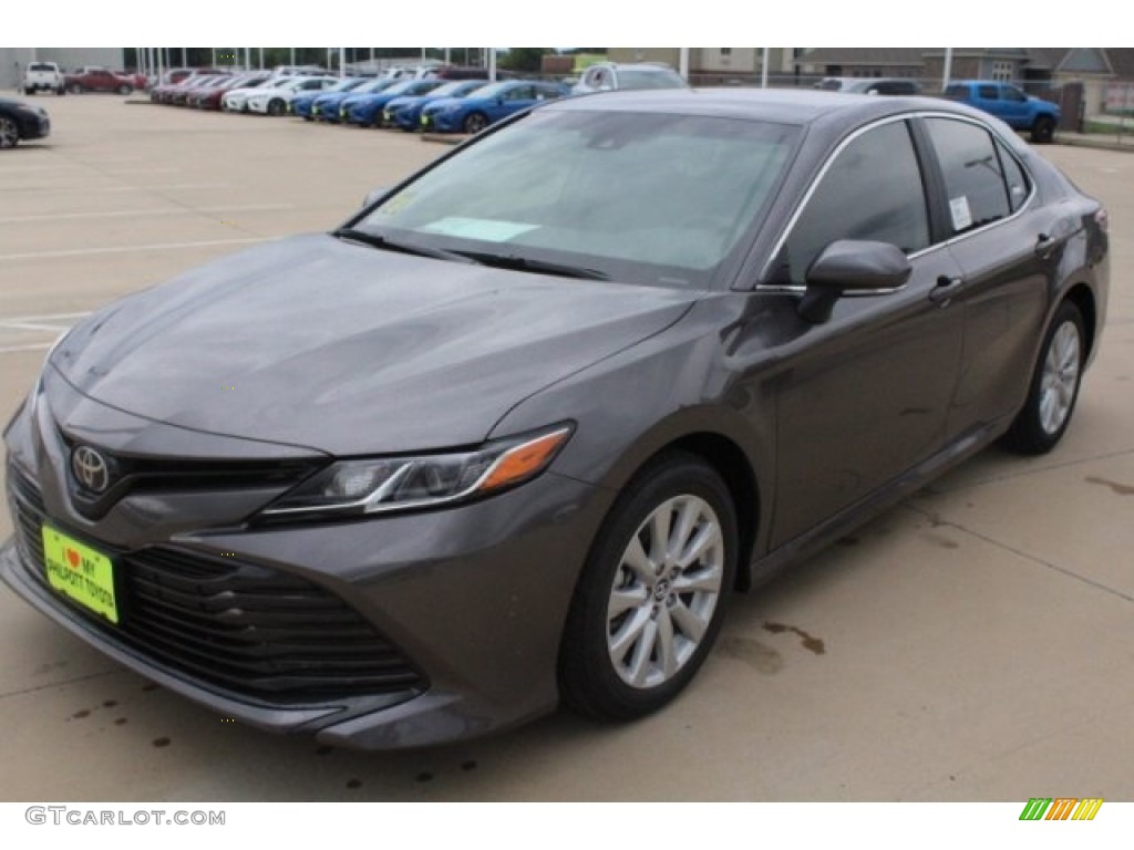 2018 Camry LE - Predawn Gray Mica / Ash photo #3