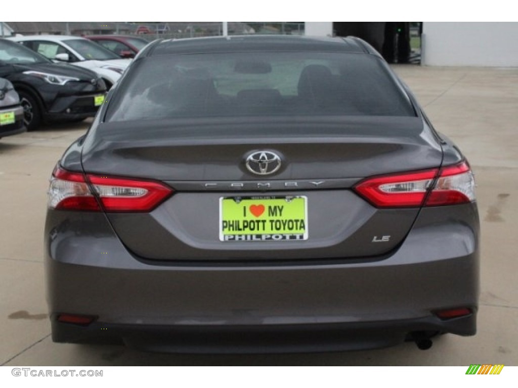 2018 Camry LE - Predawn Gray Mica / Ash photo #7