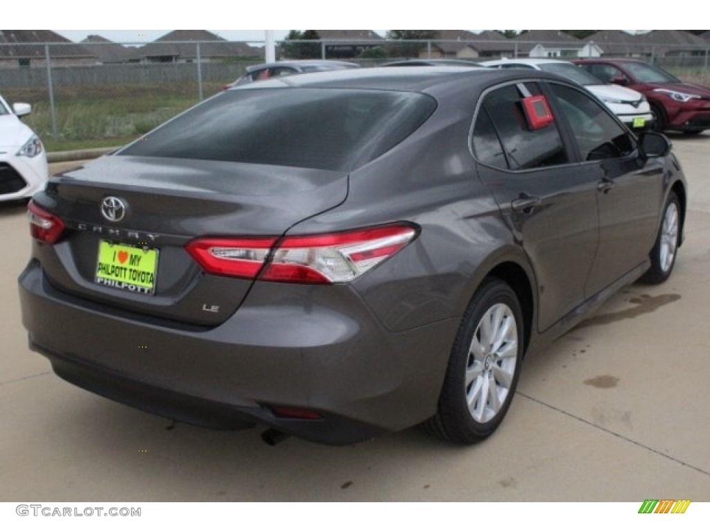 2018 Camry LE - Predawn Gray Mica / Ash photo #8