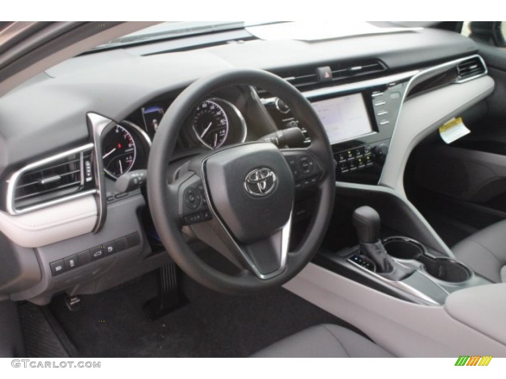2018 Camry LE - Predawn Gray Mica / Ash photo #13
