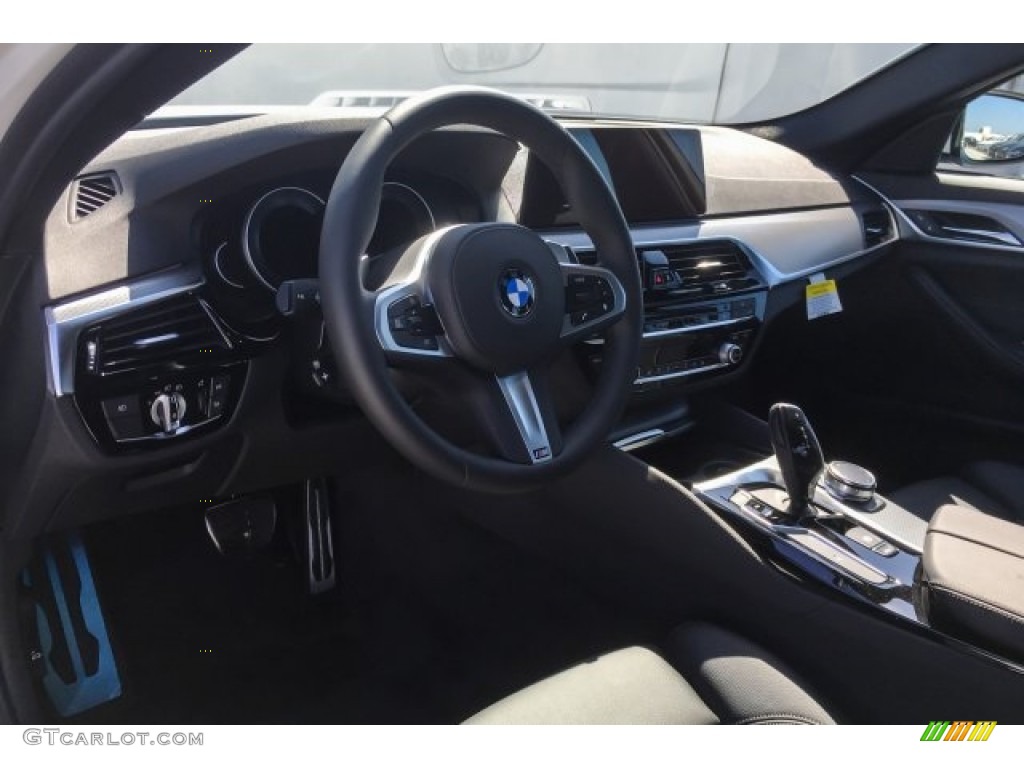 2019 5 Series 540i Sedan - Alpine White / Black photo #4