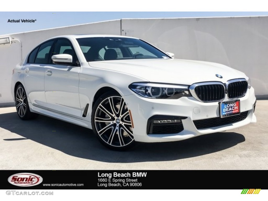 2019 5 Series 540i Sedan - Alpine White / Black photo #1