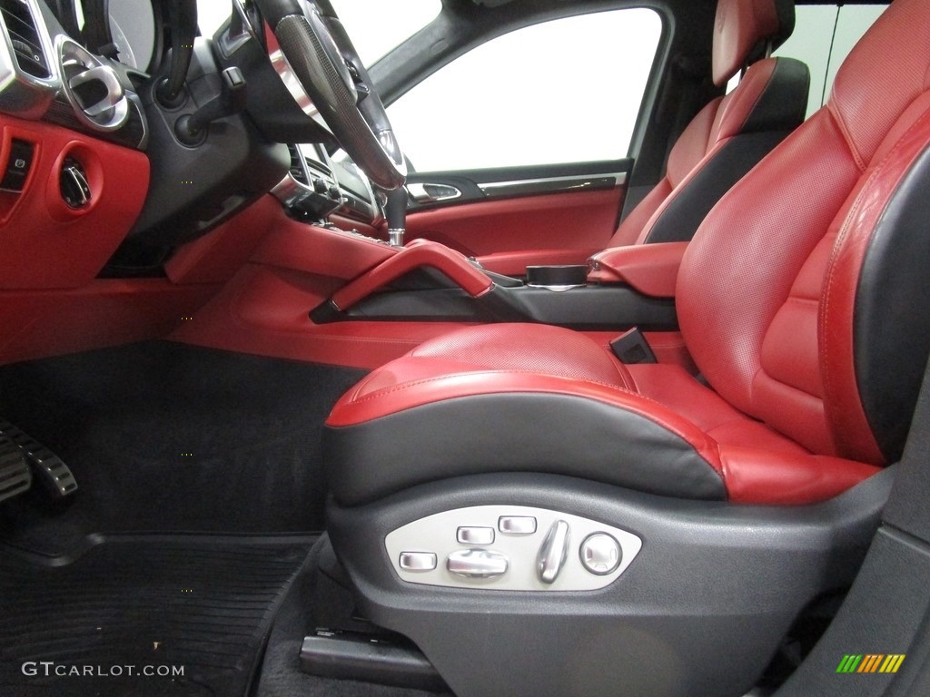 2016 Porsche Cayenne Turbo S Controls Photo #129361733