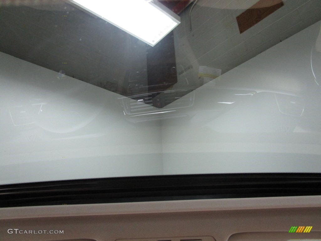 2018 3 Series 320i xDrive Sedan - Alpine White / Venetian Beige photo #24