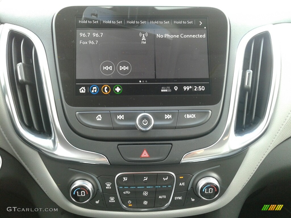 2019 Chevrolet Equinox Premier Controls Photo #129364490