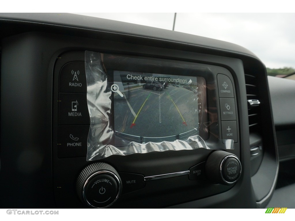 2019 1500 Tradesman Crew Cab - Diamond Black Crystal Pearl / Black photo #6