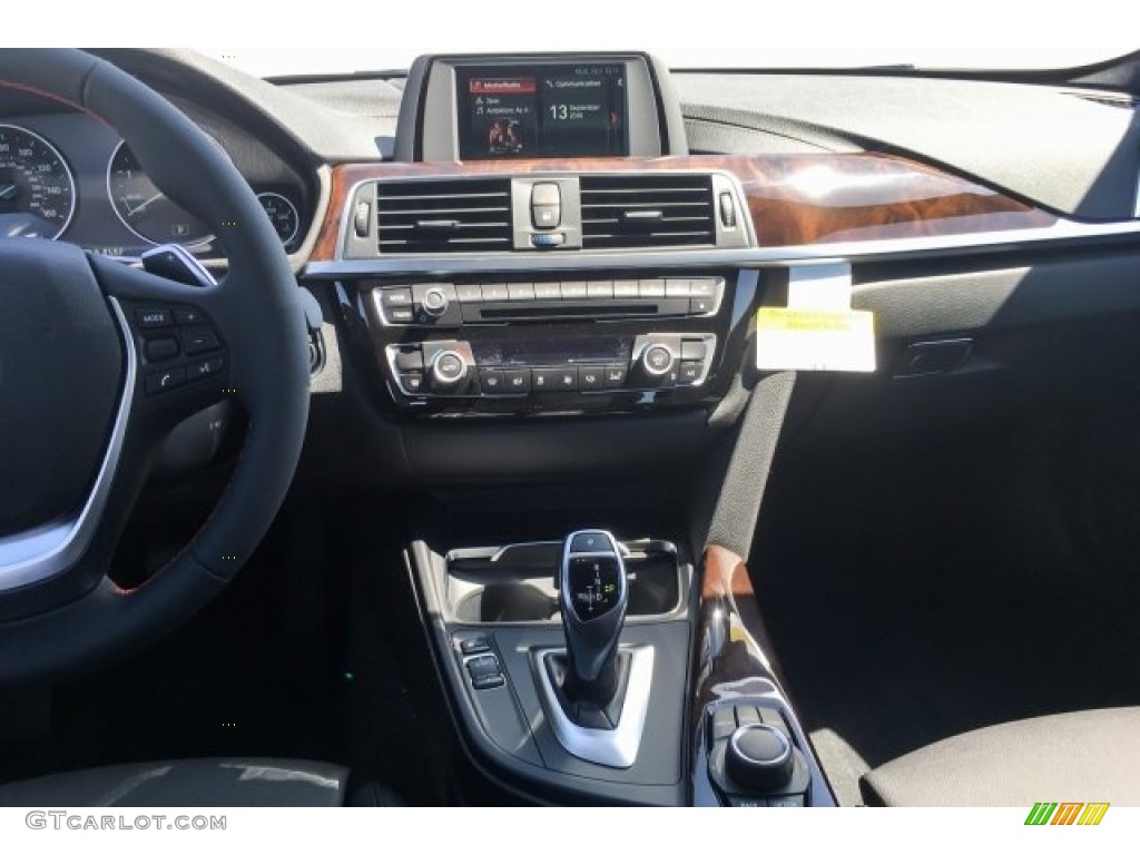 2018 3 Series 330i Sedan - Alpine White / Black photo #6