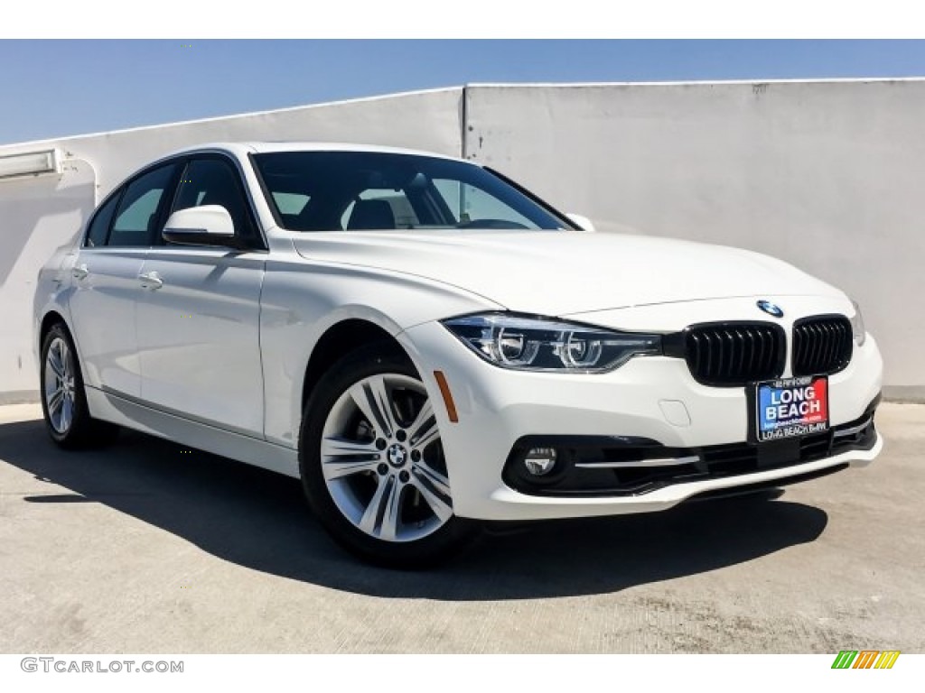2018 3 Series 330i Sedan - Alpine White / Black photo #12