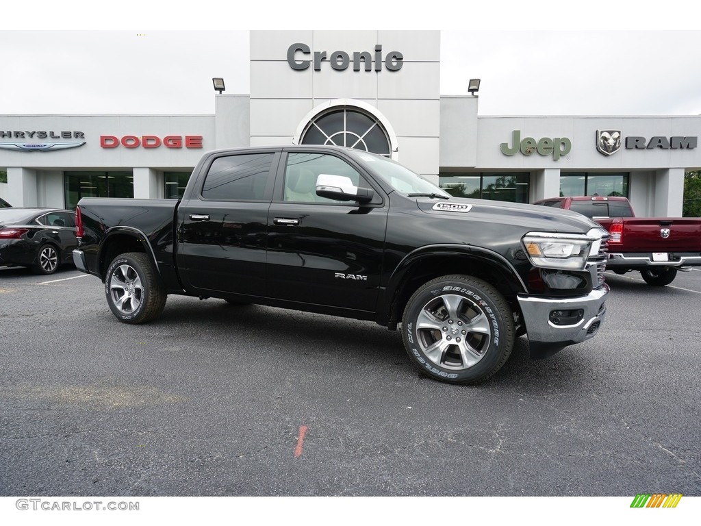 2019 1500 Laramie Crew Cab 4x4 - Diamond Black Crystal Pearl / Mountain Brown/Light Frost Beige photo #1