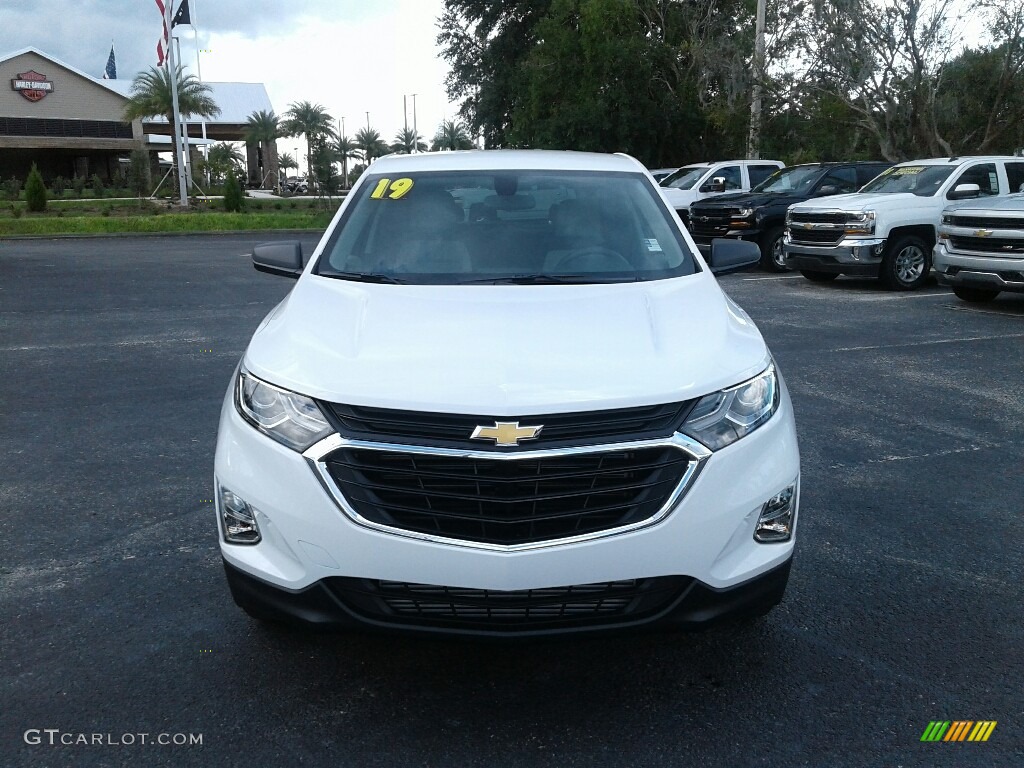 2019 Equinox LS - Summit White / Medium Ash Gray photo #8