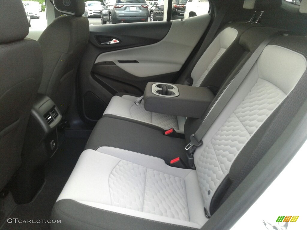 2019 Equinox LS - Summit White / Medium Ash Gray photo #10
