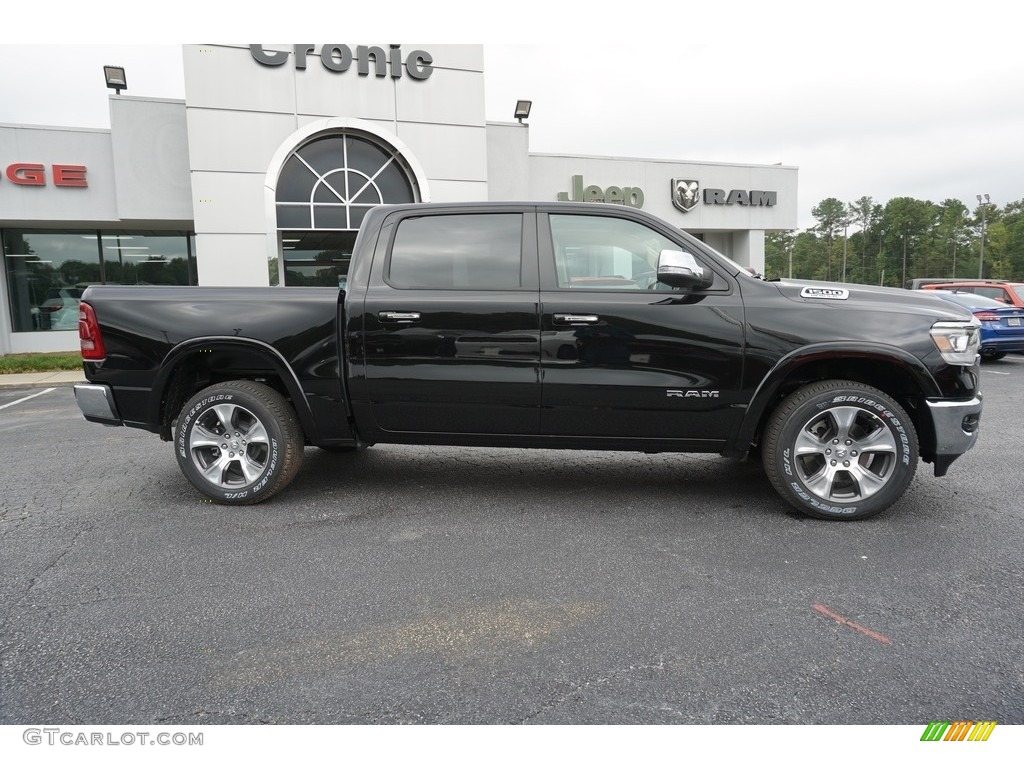 2019 1500 Laramie Crew Cab 4x4 - Diamond Black Crystal Pearl / Mountain Brown/Light Frost Beige photo #12