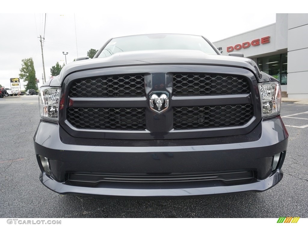 2019 1500 Classic Express Crew Cab 4x4 - Maximum Steel Metallic / Black/Diesel Gray photo #2