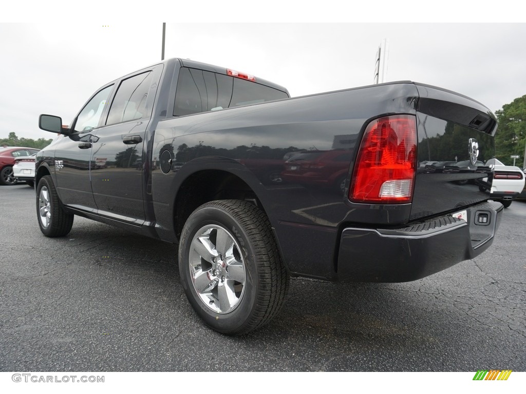 2019 1500 Classic Express Crew Cab 4x4 - Maximum Steel Metallic / Black/Diesel Gray photo #13
