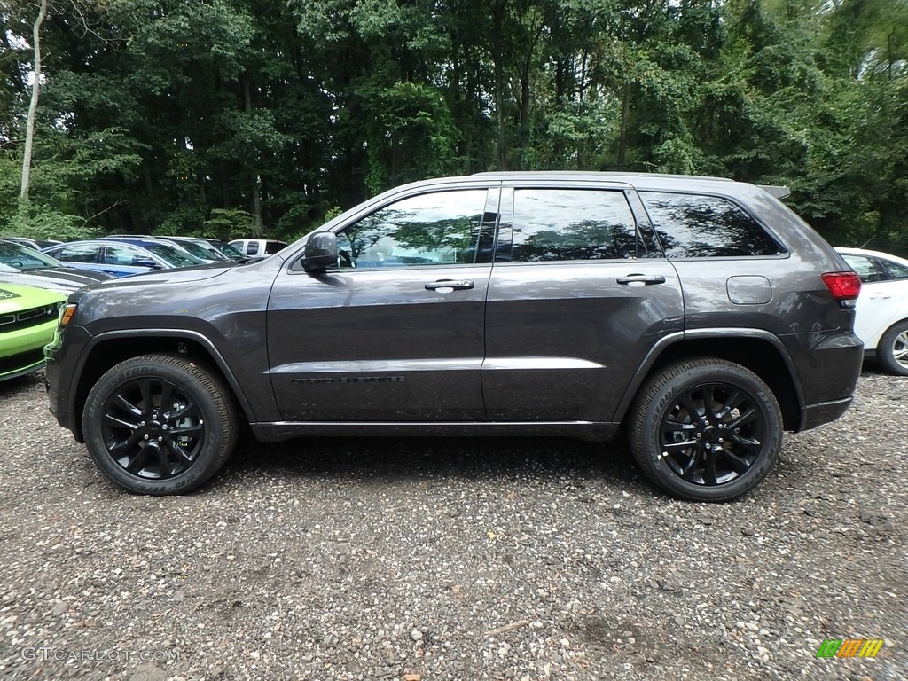 Granite Crystal Metallic 2018 Jeep Grand Cherokee Altitude 4x4 Exterior Photo #129369734