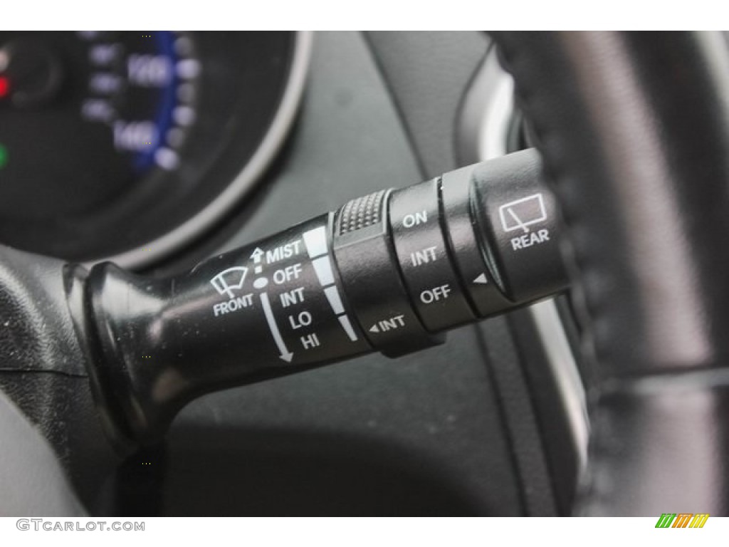 2012 Tucson Limited - Diamond Silver / Black/Saddle photo #34