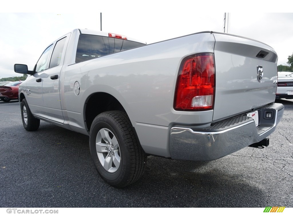 2019 1500 Classic Tradesman Quad Cab 4x4 - Bright Silver Metallic / Black/Diesel Gray photo #14