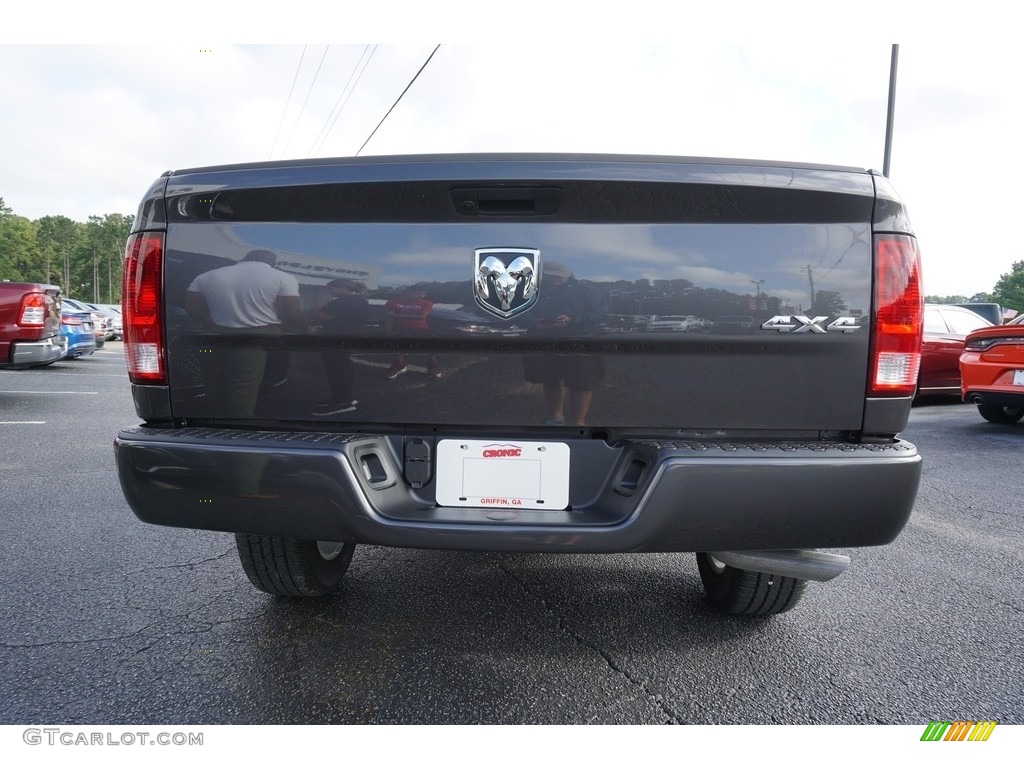 2019 1500 Classic Express Crew Cab 4x4 - Granite Crystal Metallic / Black/Diesel Gray photo #11