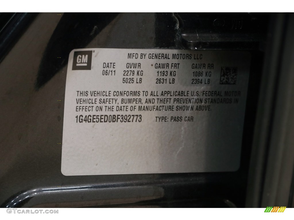 2011 LaCrosse CXS - Carbon Black Metallic / Ebony photo #20