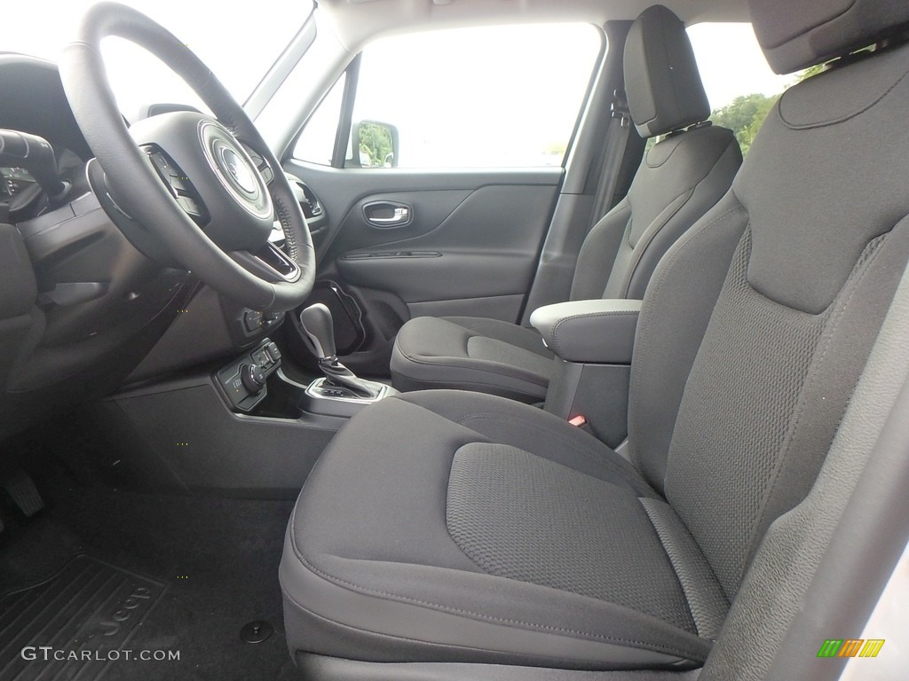 2018 Renegade Latitude 4x4 - Glacier Metallic / Black photo #10