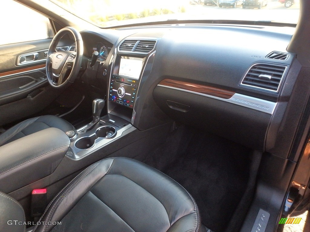 2018 Explorer Limited 4WD - Shadow Black / Ebony Black photo #10