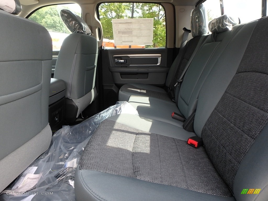 2019 1500 Classic Big Horn Crew Cab 4x4 - Blue Streak Pearl / Black/Diesel Gray photo #11