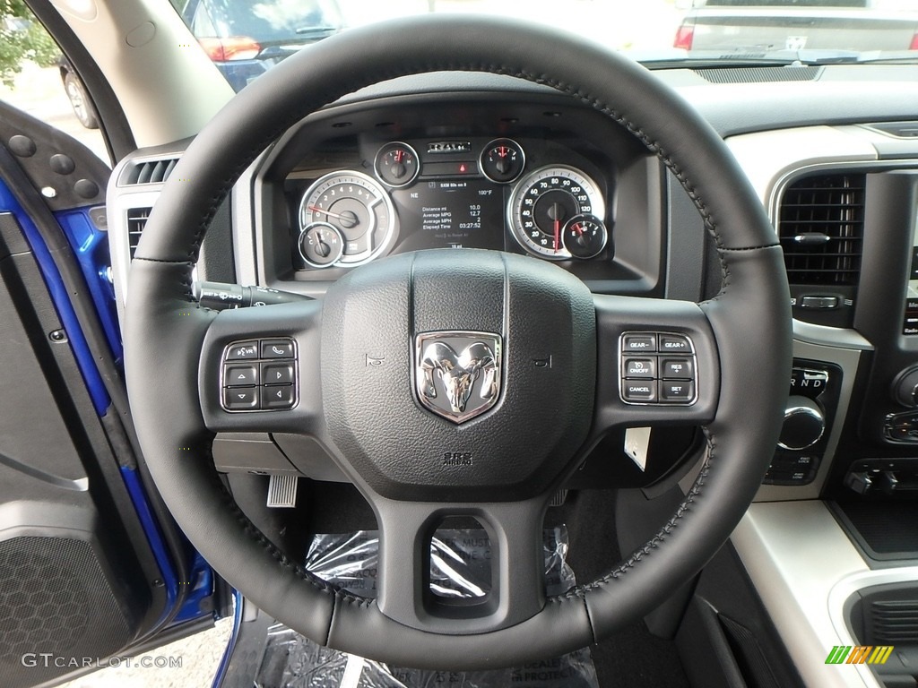 2019 1500 Classic Big Horn Crew Cab 4x4 - Blue Streak Pearl / Black/Diesel Gray photo #19