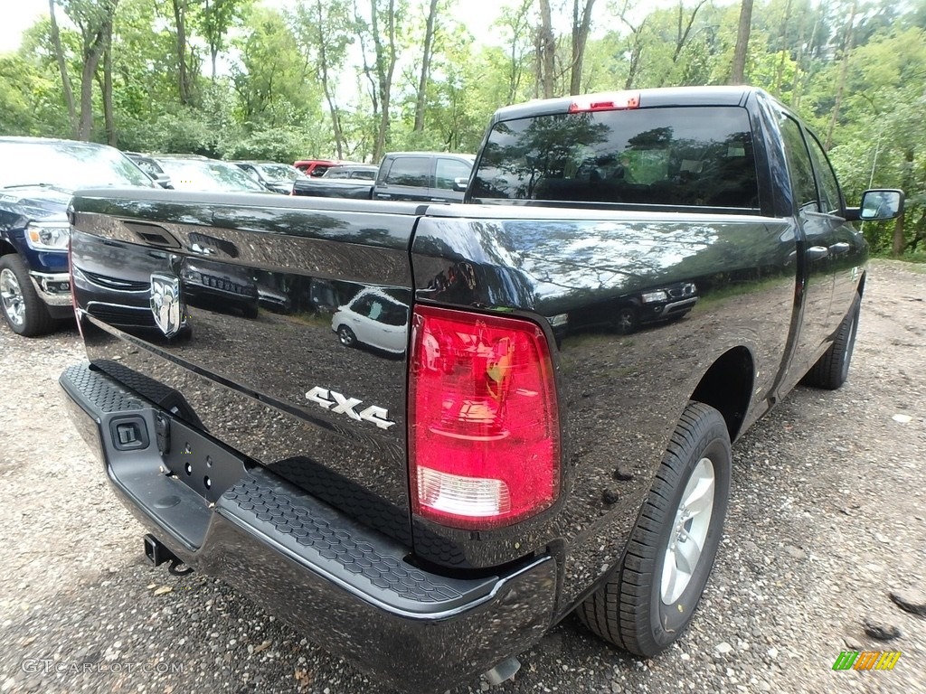 2019 1500 Classic Express Quad Cab 4x4 - Brilliant Black Crystal Pearl / Black/Diesel Gray photo #5