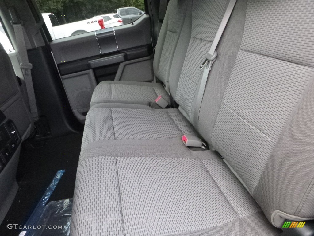 2018 F150 XLT SuperCrew 4x4 - Ingot Silver / Earth Gray photo #8
