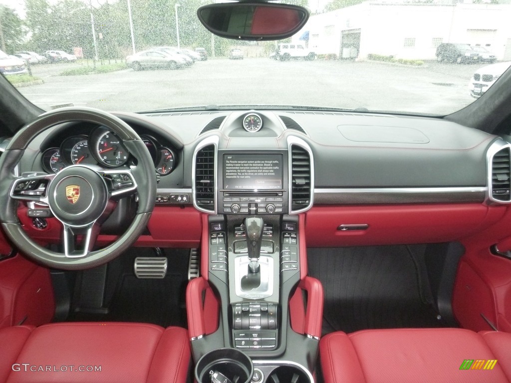 2016 Porsche Cayenne Turbo S Dashboard Photos