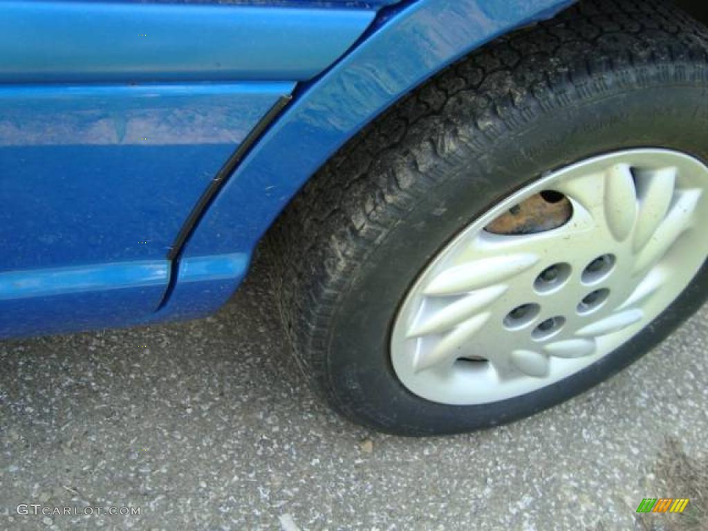 1998 Neon Highline Sedan - Intense Blue Pearl / Agate photo #9