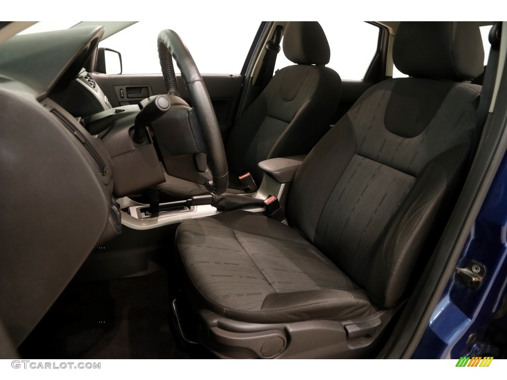 2009 Focus SE Sedan - Vista Blue Metallic / Charcoal Black photo #5