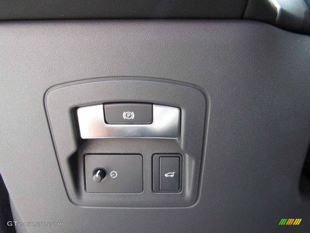 2019 Land Rover Range Rover Velar R-Dynamic HSE Controls Photo #129395960