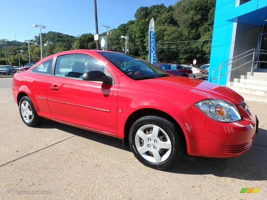 2008 Cobalt LS Coupe - Victory Red / Gray photo #10