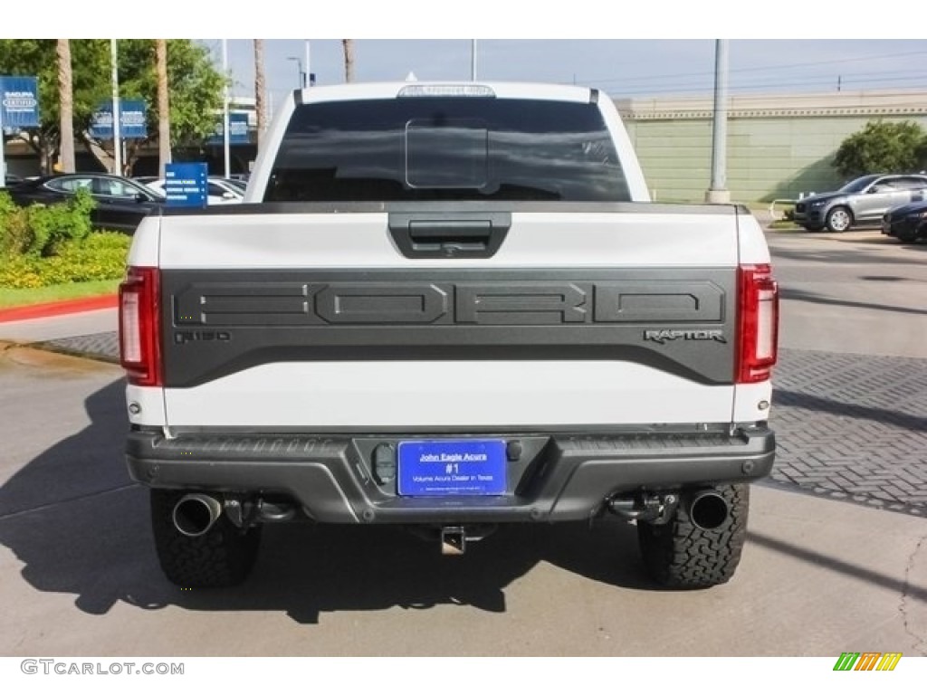 2017 F150 SVT Raptor SuperCrew 4x4 - Oxford White / Raptor Black photo #6