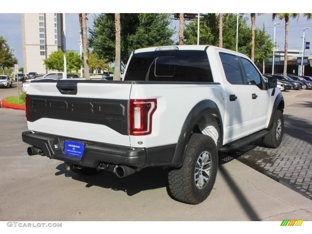 2017 F150 SVT Raptor SuperCrew 4x4 - Oxford White / Raptor Black photo #7