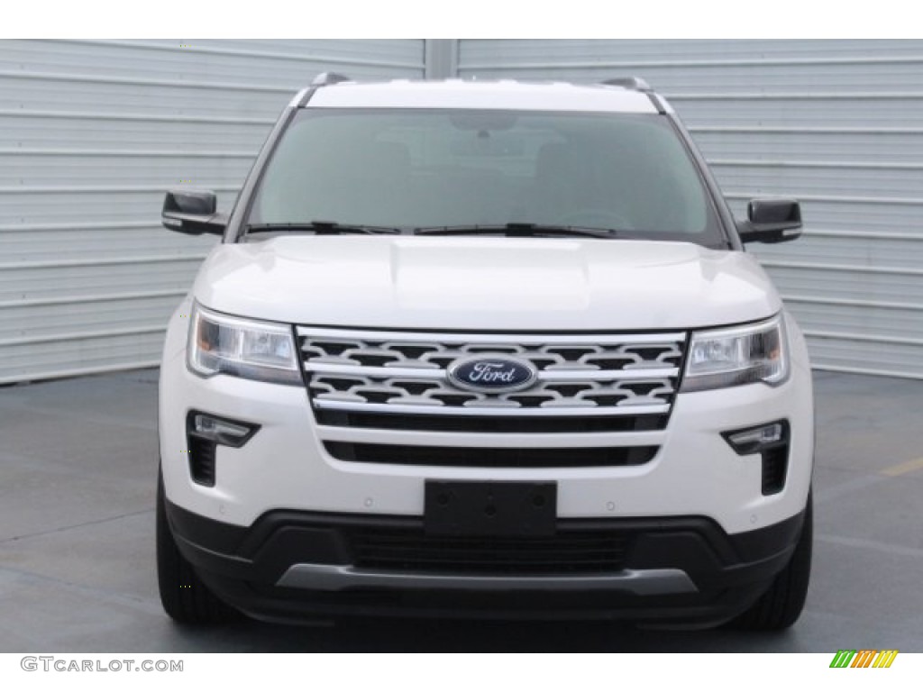 2018 Explorer XLT - White Platinum / Ebony Black photo #2