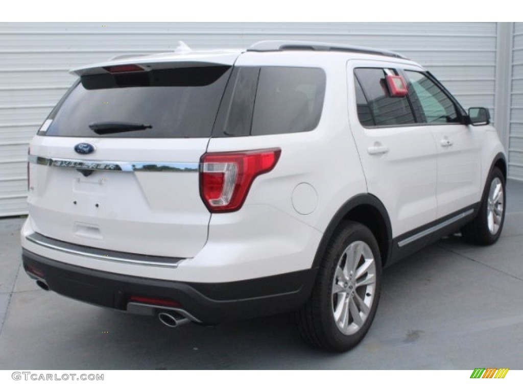 2018 Explorer XLT - White Platinum / Ebony Black photo #9