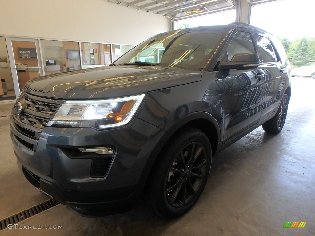 2018 Explorer XLT 4WD - Blue Metallic / Ebony Black photo #4