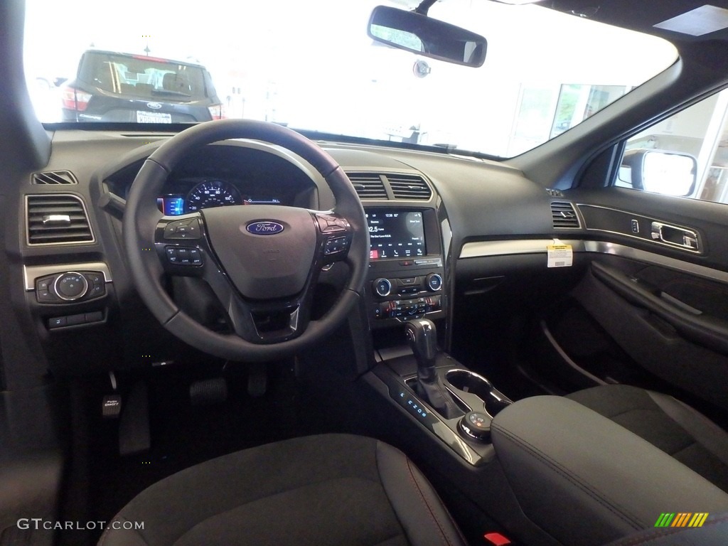 2018 Explorer XLT 4WD - Blue Metallic / Ebony Black photo #9