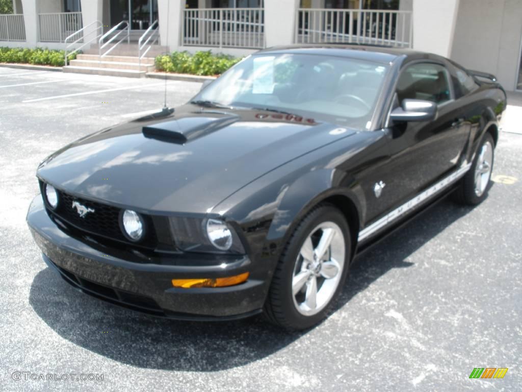 2009 Mustang GT Premium Coupe - Black / Dark Charcoal photo #1