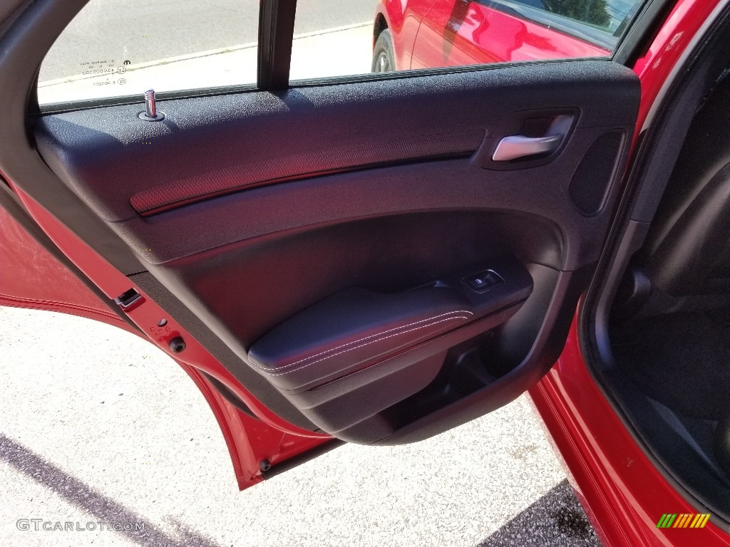 2016 300 S AWD - Redline Red Tri-Coat Pearl / Black photo #12