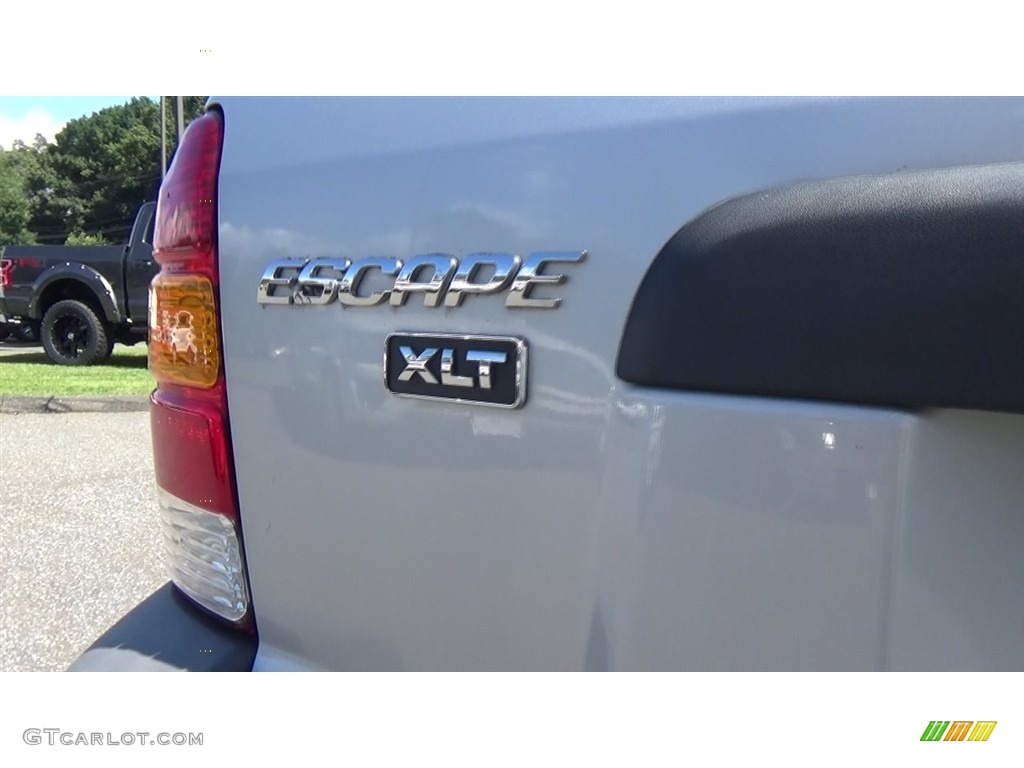 2007 Escape XLT V6 4WD - Tungsten Grey Metallic / Medium/Dark Flint photo #10